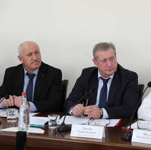 Гасан Догеев принял участие в работе заседания коллегии Минсельхозпрода Дагестана