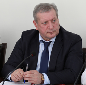Гасан Догеев: «Поддержка позволит полнее раскрыть потенциал отечественной науки»